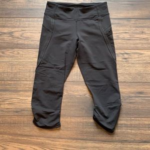 Black Lululemon Crop Leggings